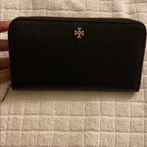Tory Burch black and gold zip around wallet